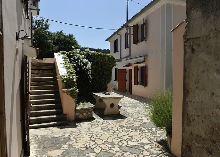 Grandpa Mate House